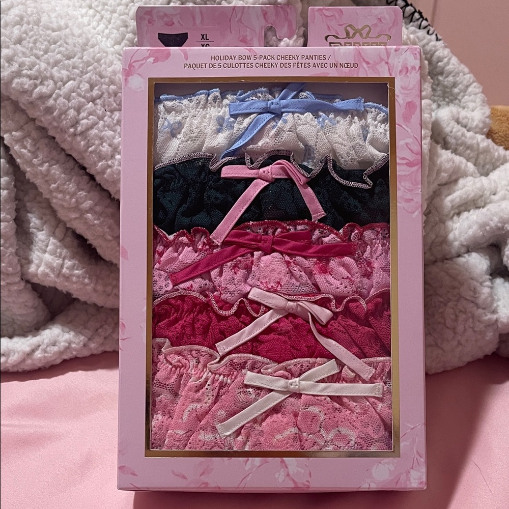 Victoria's Secret Holiday Bow 5-Pack Cheeky Panties - Pink, Black, White